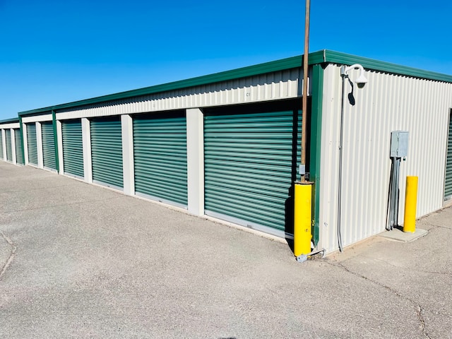 Self-Storage Units: A Smart Investment for Real Estate Students