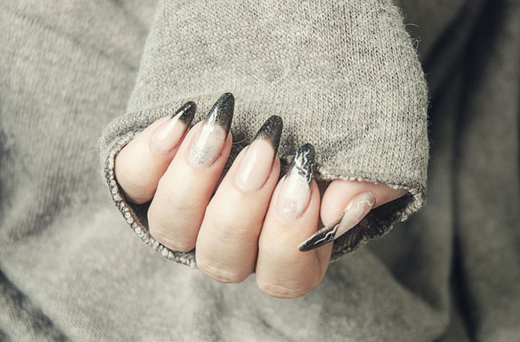 Tips You Need To Know Before You Get Acrylic Nails
